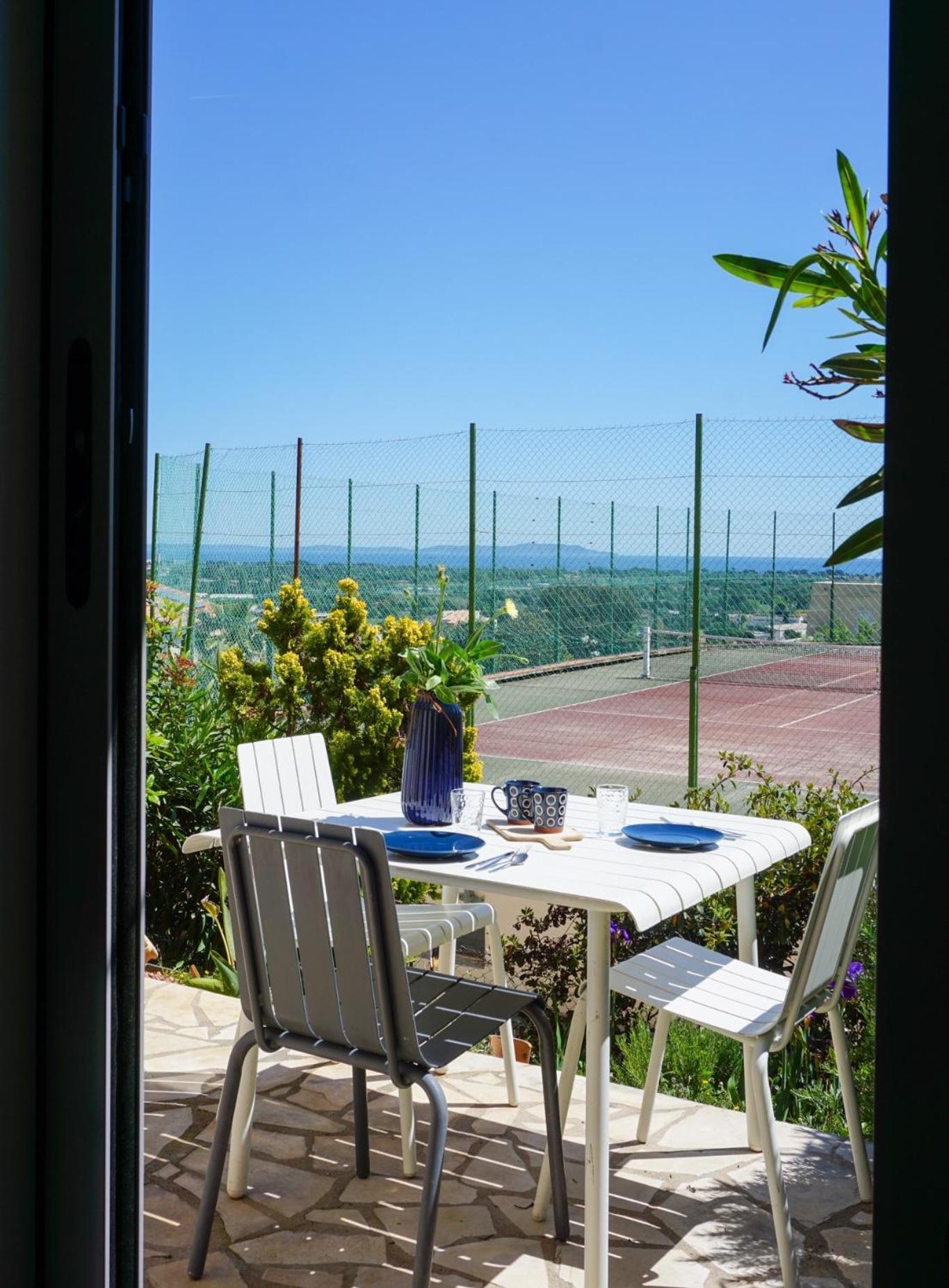 شقة Le Soleil Bleu Hyerois Hyères المظهر الخارجي الصورة